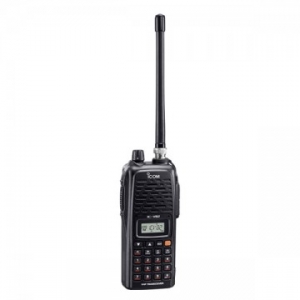 ICOM IC-V82